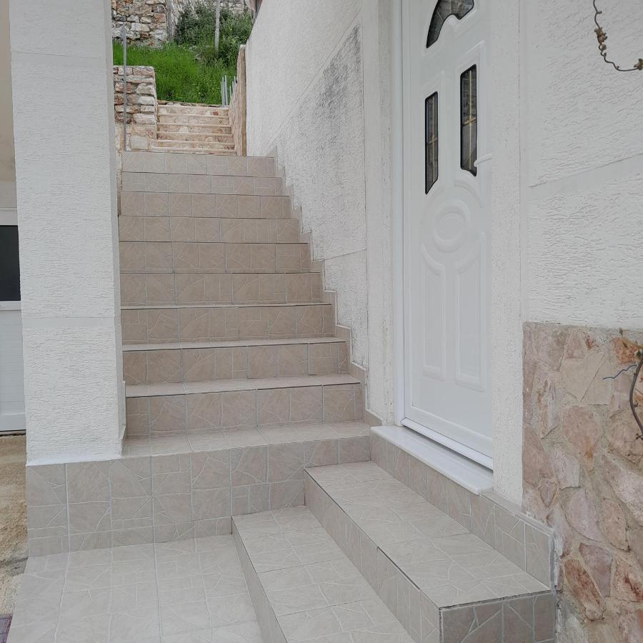 סרנדה Denni'S Home מראה חיצוני תמונה