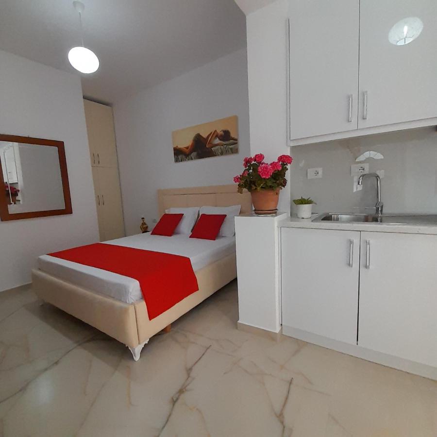 סרנדה Denni'S Home מראה חיצוני תמונה