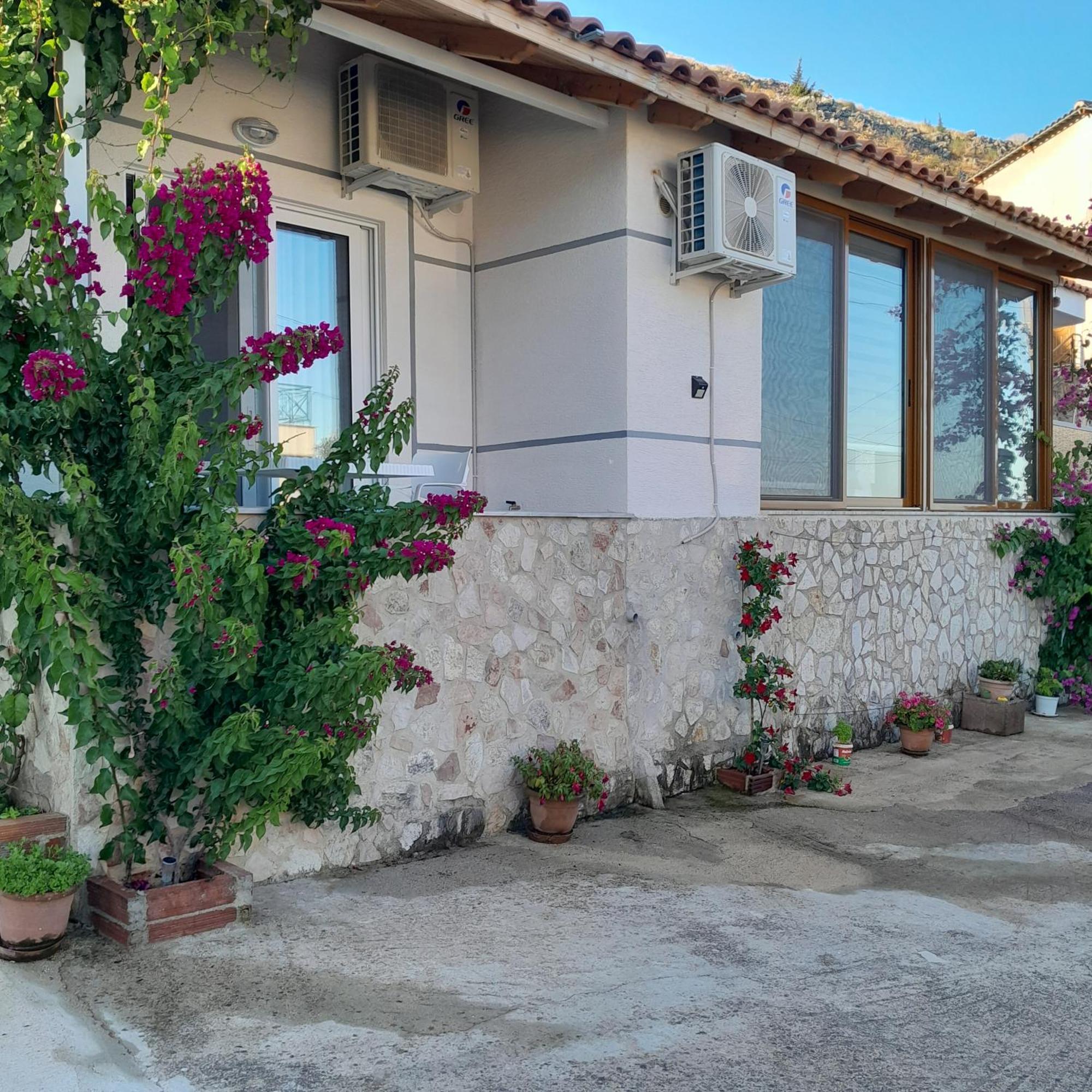 סרנדה Denni'S Home מראה חיצוני תמונה