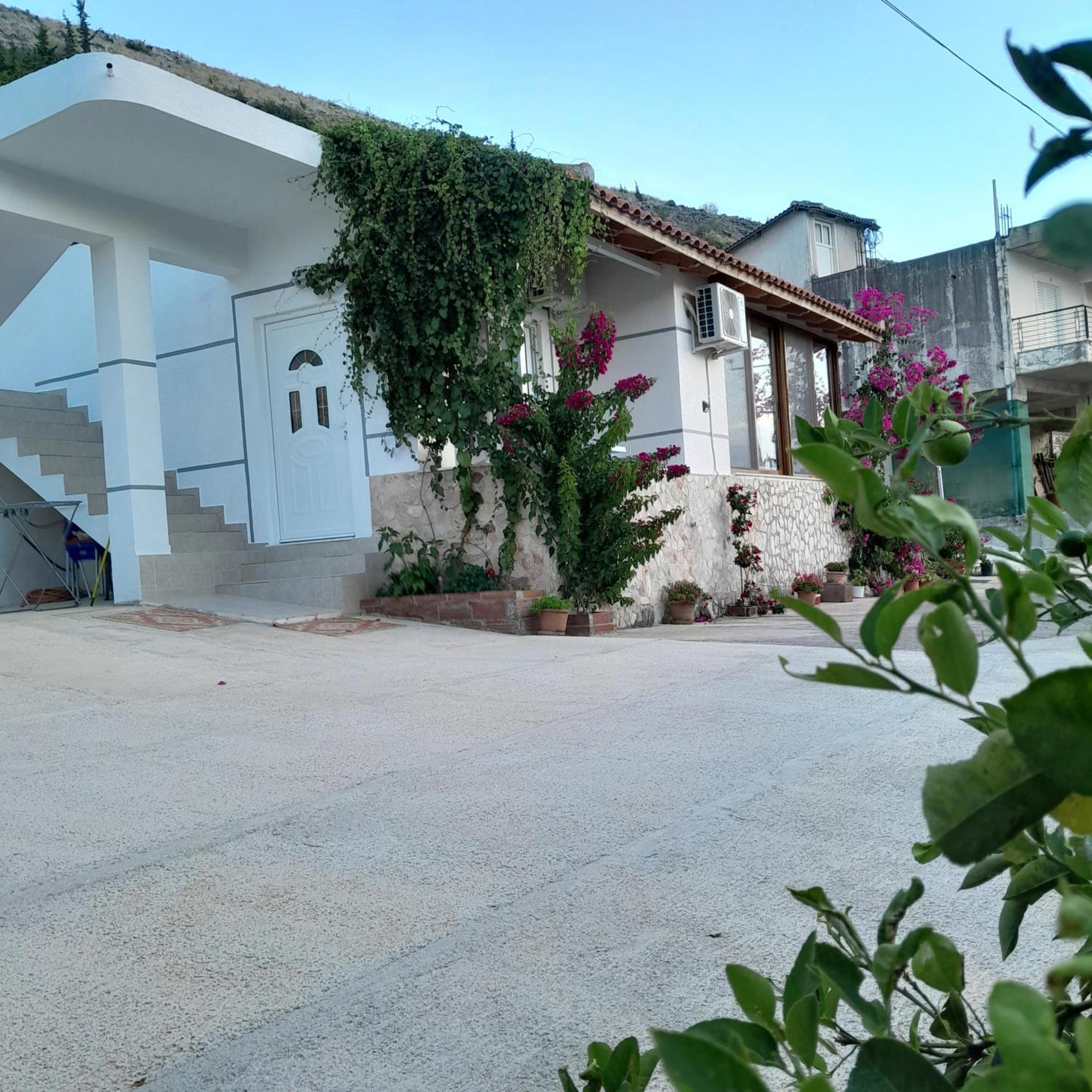 סרנדה Denni'S Home מראה חיצוני תמונה